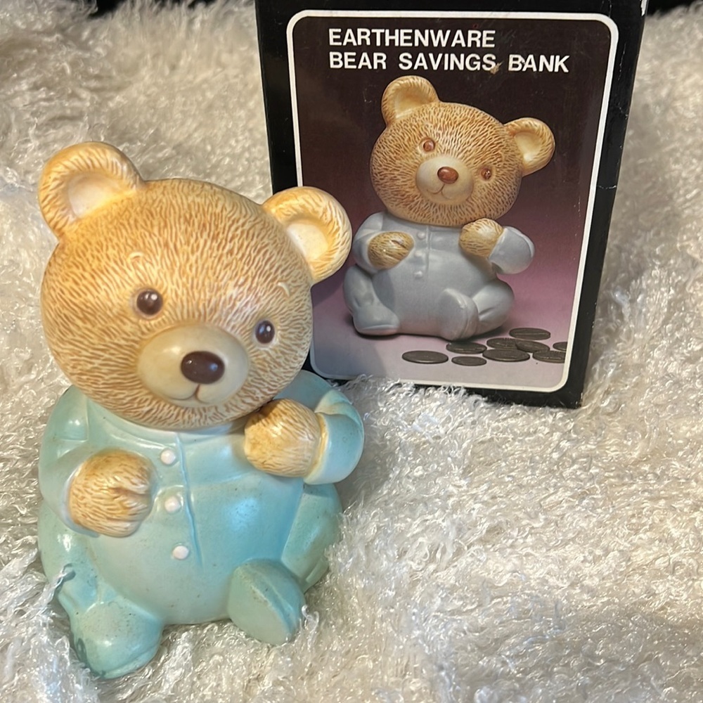 Bear Vintage bank